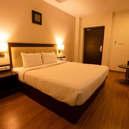 Grand Arcadia Hotel Tiruchirappalli Kültér fotó