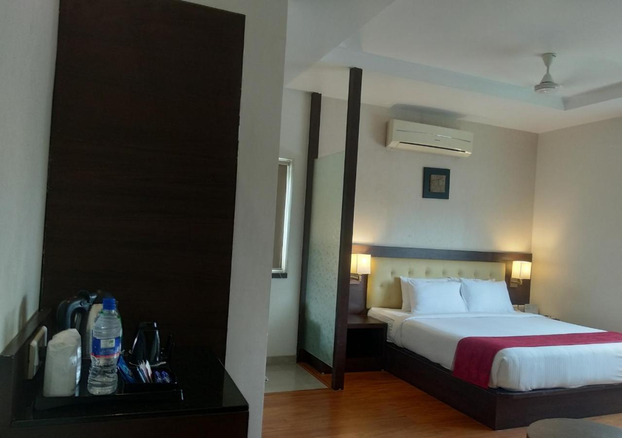 Grand Arcadia Hotel Tiruchirappalli Kültér fotó