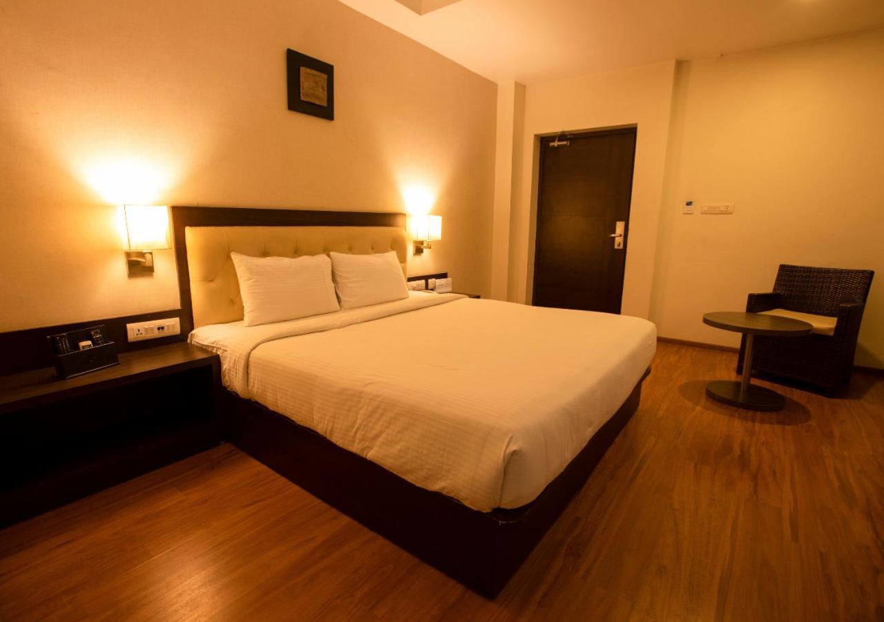 Grand Arcadia Hotel Tiruchirappalli Kültér fotó