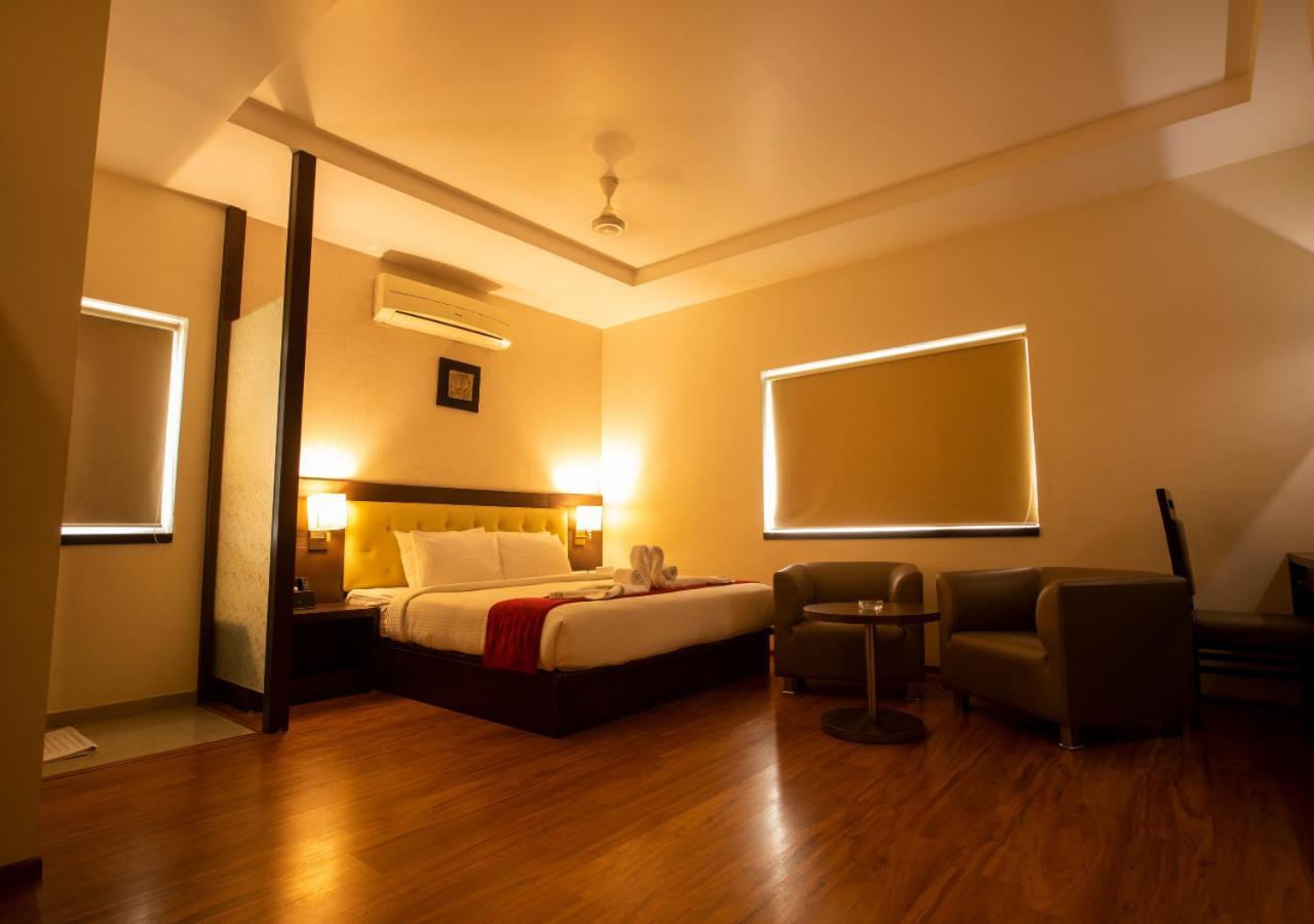 Grand Arcadia Hotel Tiruchirappalli Kültér fotó