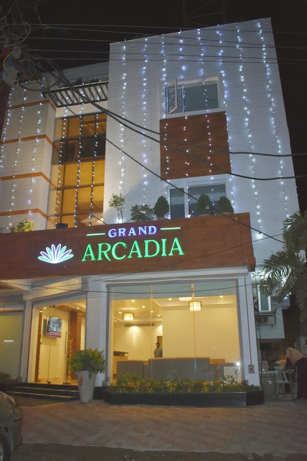 Grand Arcadia Hotel Tiruchirappalli Kültér fotó